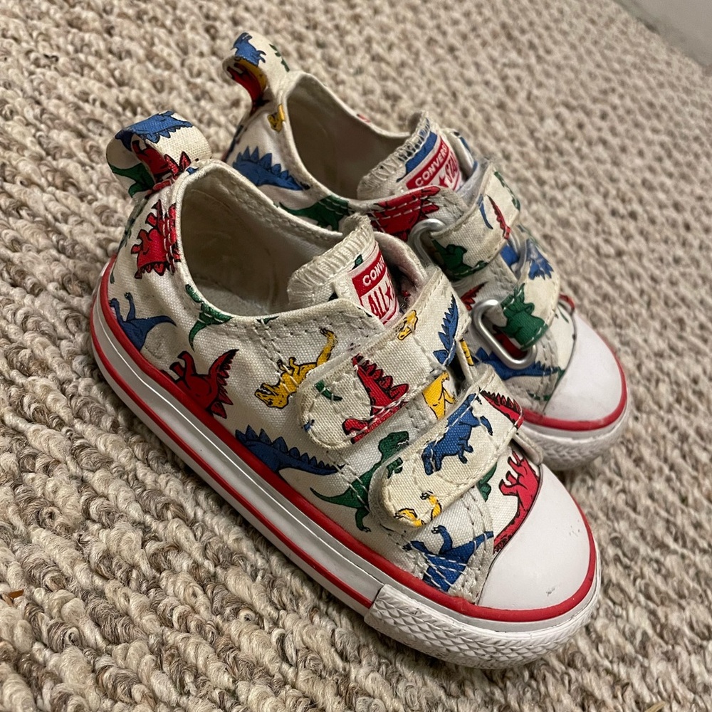 Baby Boys Dinosaur Converse Sz 6c